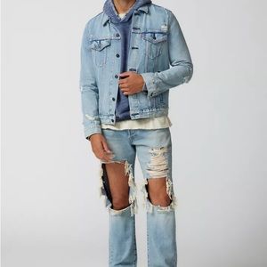 Urban Outfitters Levi’s 501 ’93 Destructed Straight Leg Jean